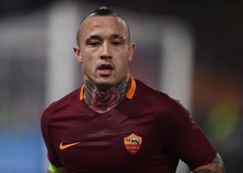 مدرب روما يوضح موقف ناينجولان من المشاركة أمام برشلونة