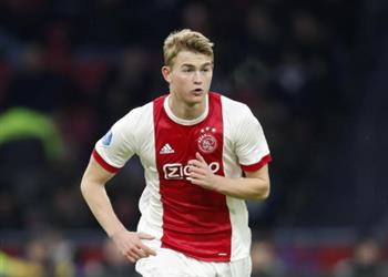 توتنهام ينضم للصراع على هدف برشلونة