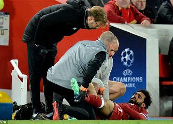 محمد صلاح يصل مقر تدريبات ليفربول لتشخيص إصابته