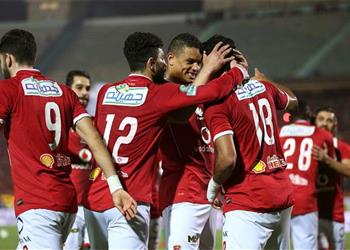 ثنائي الأهلي يغيب عن مواجهة سموحة في الدوري المصري
