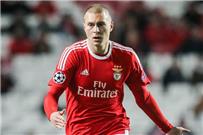 تشيلسي يقترب من ضم بديل إيفانوفيتش من بنفيكا