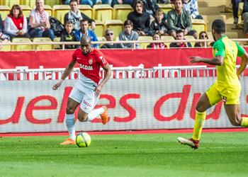 موناكو يعبر نانت بثنائية بالدوري الفرنسي