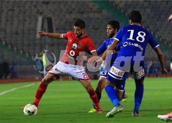 الشوط الأول الأهلي وسموحة حبايب بتعادل سلبي وأداء حذر