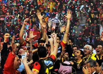 الترجي التونسي يتوج بطلا للدوري بعد تعادل منافسه