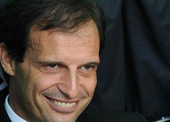 يوفنتوس يفكر في استعادة خدمات لاعبه السابق