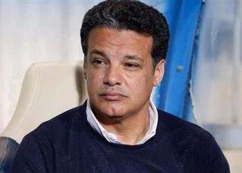 إيهاب جلال يتابع تدريبات الزمالك من دكة البدلاء