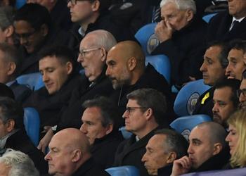 جوارديولا يكشف سبب طرده بين شوطي مباراة مانشستر سيتي وليفربول