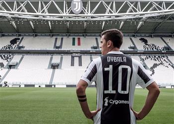 جوارديولا ينافس كلوب على صفقة ديبالا