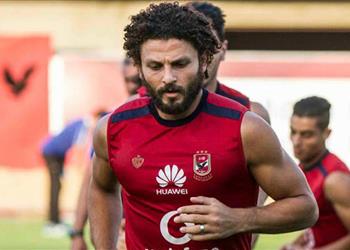 حسام غالي يحرز هدف ا على طريقة رونالدو في تدريبات الأهلي