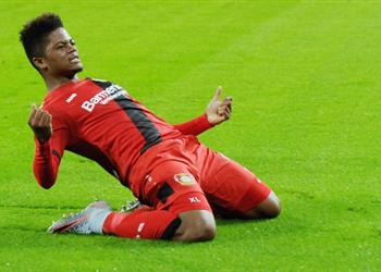 صراع إنجليزي على جناح باير ليفركوزن