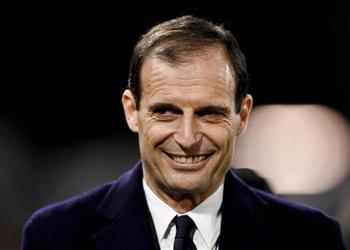 أليجري يثير التكهنات حول مستقبله بتصرف جديد