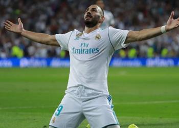 بنزيما لا أستمع للانتقادات والنشيد الفرنسي يدعو للحرب