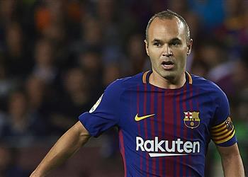 برشلونة ينافس ريال مدريد على ضم بديل إنييستا