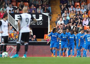 فيديو فالنسيا يسقط أمام خيتافي ويقدم هدية لريال مدريد