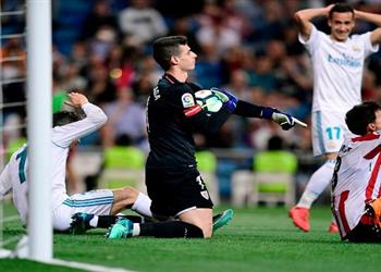 كيبا يعلق على تكهنات انتقاله لريال مدريد لا قيمة لكلمات زيدان