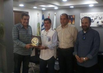 صور الاتحاد المصري يستقبل ممثل الكويت لبحث ترتيبات ودية المنتخب