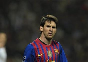 جوليو سيزار جعلت ميسي يبكي