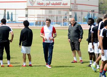 جهاز الزمالك يدرس الأسيوطي بالفيديو استعداد ا لمواجهة الأحد