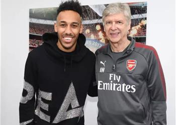 أوباميانج يوجه رسالة إلى فينجر