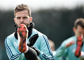 أليجري يعلق على مواجهة نابولي ويوضح موقف ديبالا والمصابين