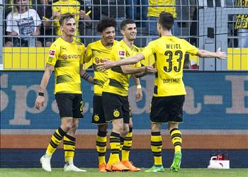 بوروسيا دورتموند يتخطى باير ليفركوزن برباعية في الدوري الألماني