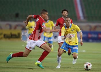 سعد سمير يتقدم للأهلي برأسية في مرمى بتروجيت