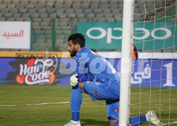 خاص الزمالك يفاوض هذا الحارس بعد إصابة أحمد الشناوي