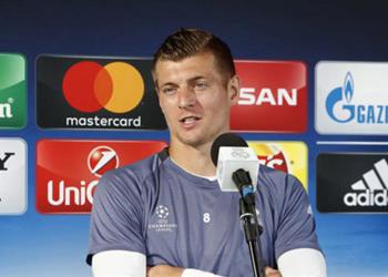 كروس يحدد نقاط قوة بايرن ميونخ ويعلق على تصريح هاينكس