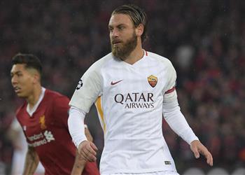 دي روسي يستشهد بـ برشلونة بعد هزيمة روما أمام ليفربول