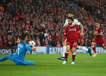 فيديو محمد صلاح ينضم إلى أساطير ليفربول بهدفيه أمام روما