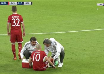 فيديو إصابة مبكرة لنجم بايرن ميونخ وخروجه أمام ريال مدريد