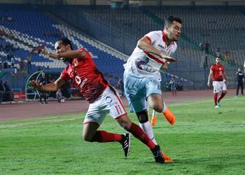 الشوط الأول الزمالك يفاجئ الأهلي بثنائية وبكاء سعد سمير