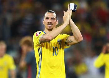 إبراهيموفيتش يعاند السويد سأشارك في مونديال روسيا