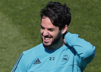 إيسكو يصدم بايرن ميونيخ