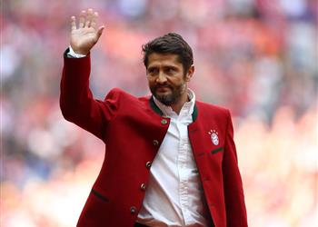 نجم بايرن ميونيخ السابق يدعو ليفاندوفسكي للتعلم من محمد صلاح