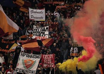 توتي وشيك يوجهان رسالة لجماهير روما قبل صدام ليفربول