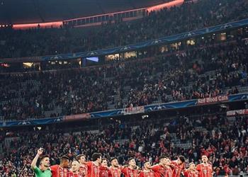 فيديو فيدال يسب التحكيم بلفظ ناب بعد تأهل ريال مدريد