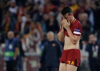 فلورينزي إلغاء هدف محمد صلاح وضربة جزاء دجيكو كانت ستفيد روما