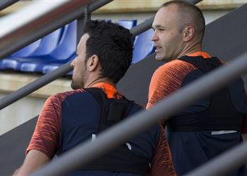 شكوك حول لحاق نجم برشلونة بكلاسيكو الأرض