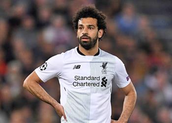 أسطورة ليفربول يتوقع فشل محمد صلاح في حالة انتقاله لمانشستر يونايتد