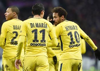 نجم باريس سان جيرمان يلمح إلى رحيله