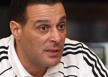 عبد الفتاح يعلق على حكم لقاء الأهلي والترجي ويكشف موقفه من تعيين صافرة أجنبية لموقعة الزمالك والإسماعيلي