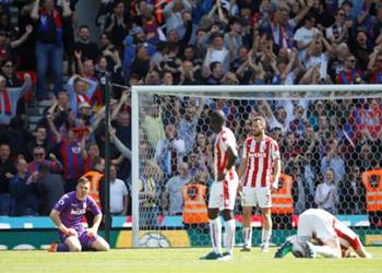 بعد هدفه القاتل لاعب كريستال بالاس يعلق على هبوط ستوك سيتي