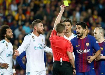 كلاسيكو الأرض برشلونة يعلق على القرارات التحكيمية أمام ريال مدريد
