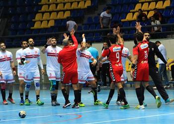 يد الأهلي يتوج بلقب الدوري الـ21 على حساب الزمالك