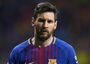 ميسي يطالب فالفيردي بضم أربعة لاعبين في الصيف