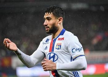 تشيلسي ينافس أندية إنجلترا على نجم ليون