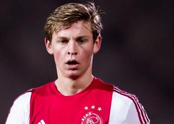 برشلونة يحدد أولى صفقاته في صيف 2019