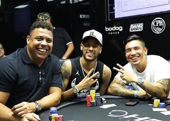 ريال مدريد يستعين برونالدو ويبدأ مفاوضاته مع نيمار