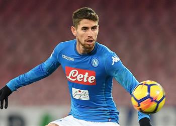 نابولي يحدد السعر النهائي لجورجينيو للانتقال إلى إنجلترا